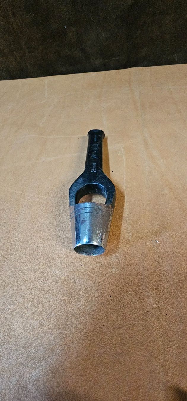 Tutti gli attrezzi: Henkellocheisen 25 mm – Usato da Sins venduto da sagitarius58 1