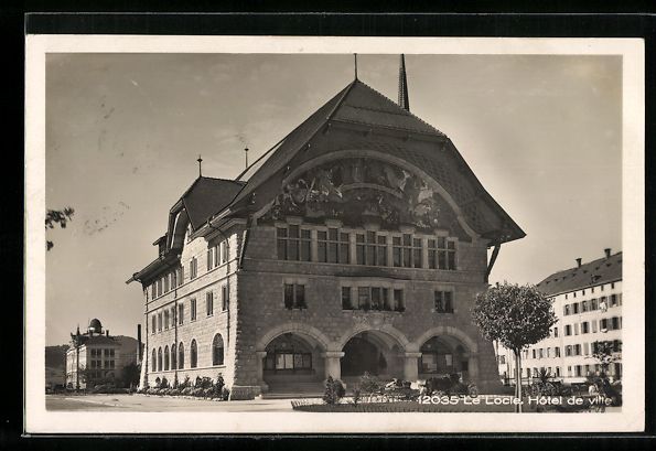 Cartoline postali: AK Le Locle, Hotel de ville – Usato da Berlin venduto da bartko-reher