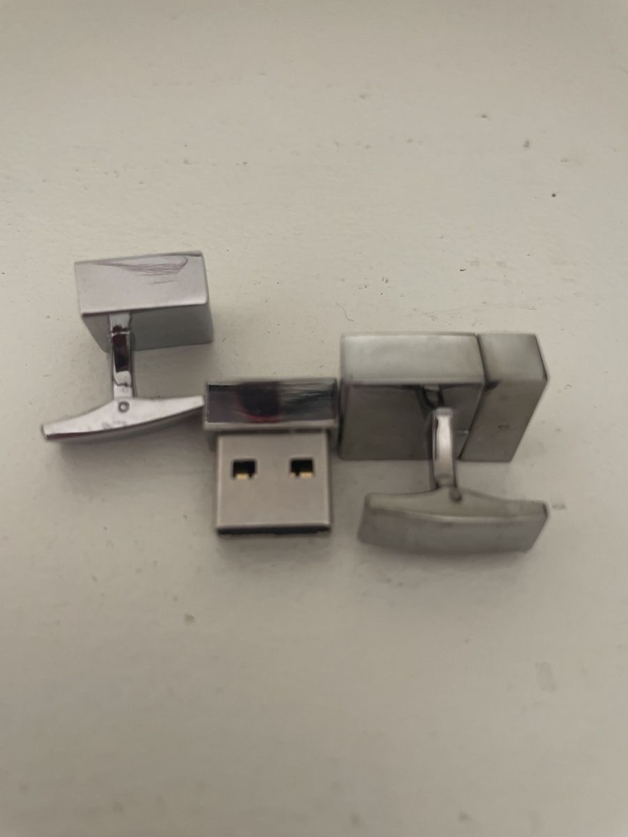 Gemelli: Edle Manschettenknöpfe mit USB Stick - Super Geschenkidee! – Usato da Zürich venduto da ape_gb8z 2