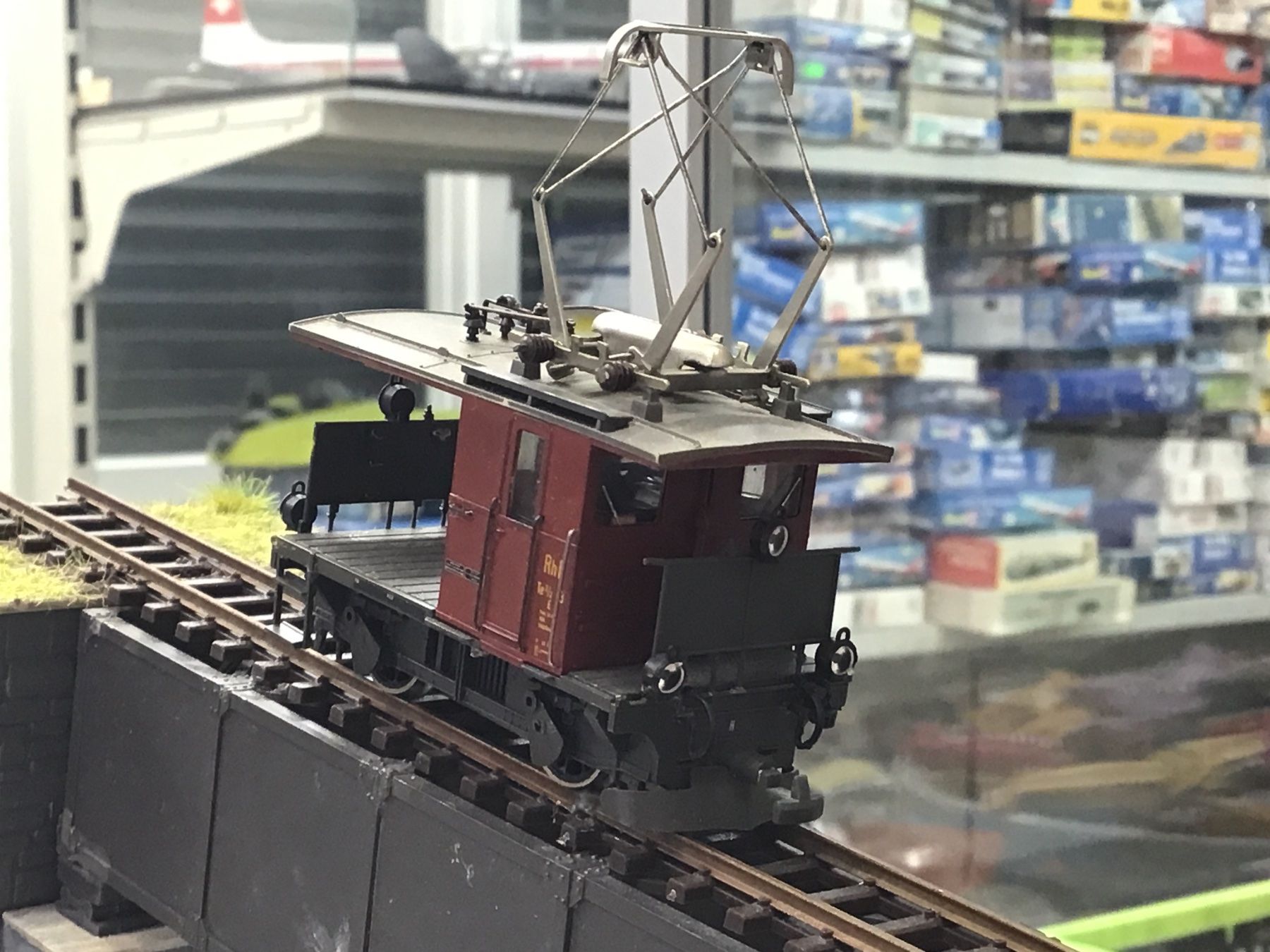 Bemo Modellini di ferrovie: BEMO Rangiertraktor Teig 77 – Usato da Männedorf venduto da Modelle-aller-Art 1