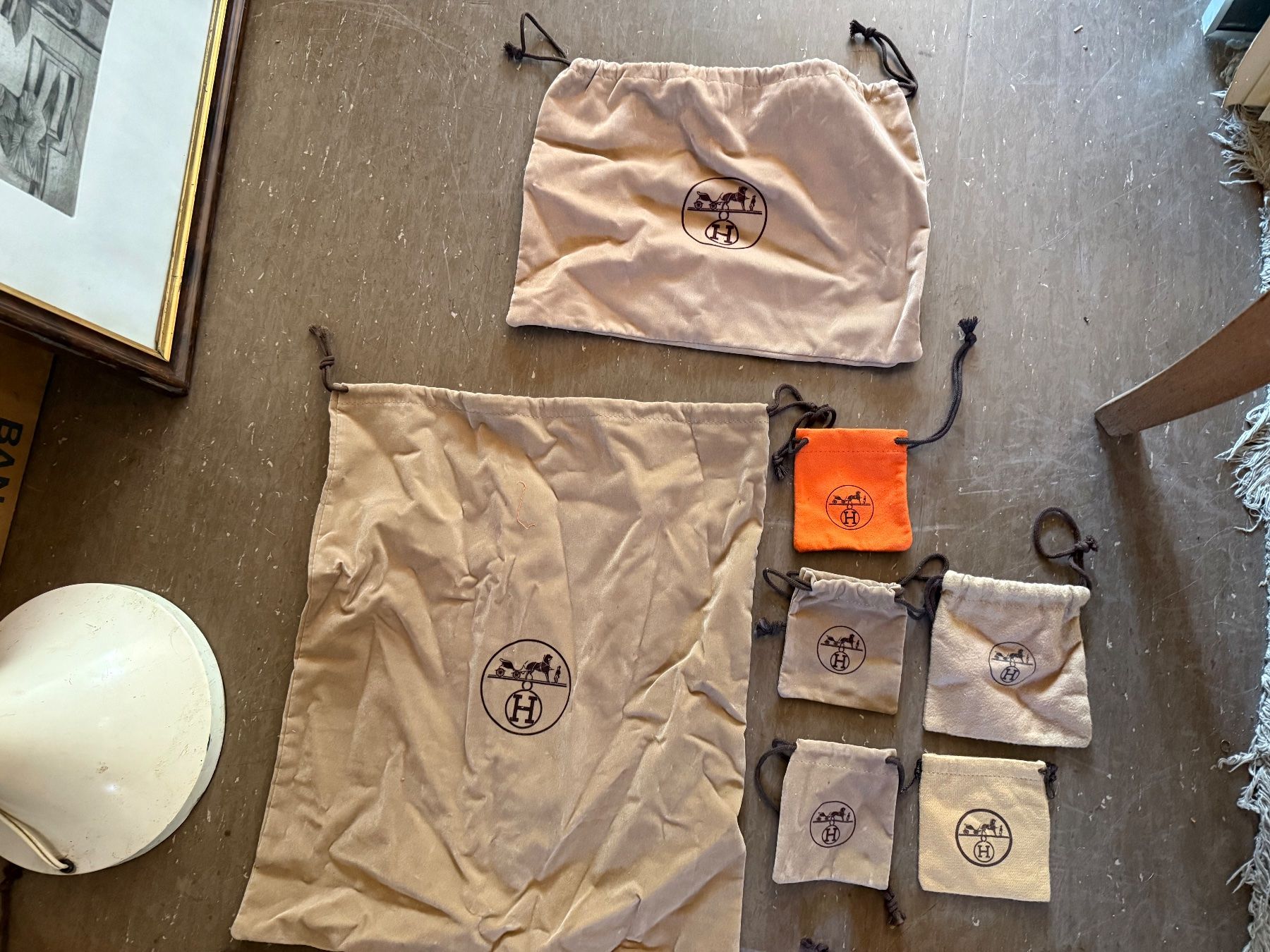 Hermès Borse: Konvolut Original Hermès Stoffbeutel Stoffbeutel Beutel – Usato da Bern venduto da Jwpm66 1