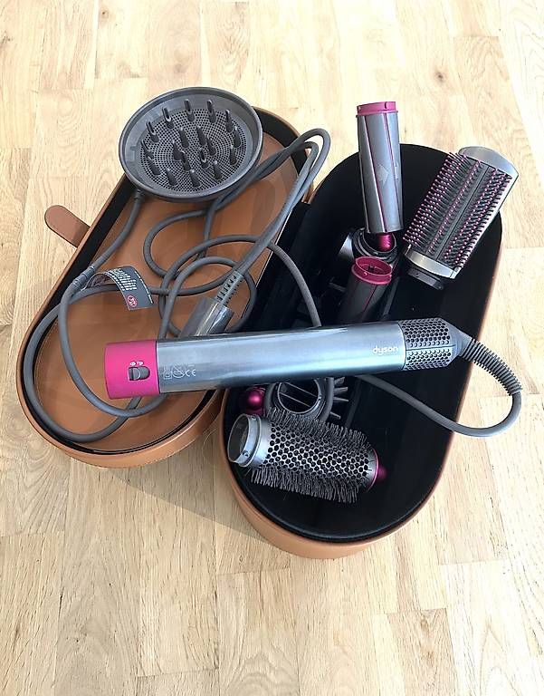 Föhn: Dyson Föhnset – Gebraucht aus Siebnen von Corina2026 1
