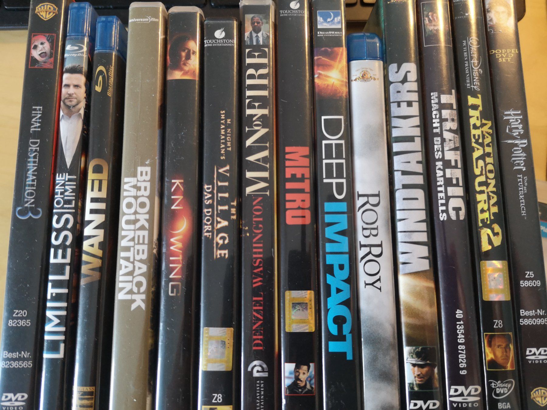 Tous les DVDs: DVD-Sammlung – D'occasion à Fehraltorf par romanschwarz