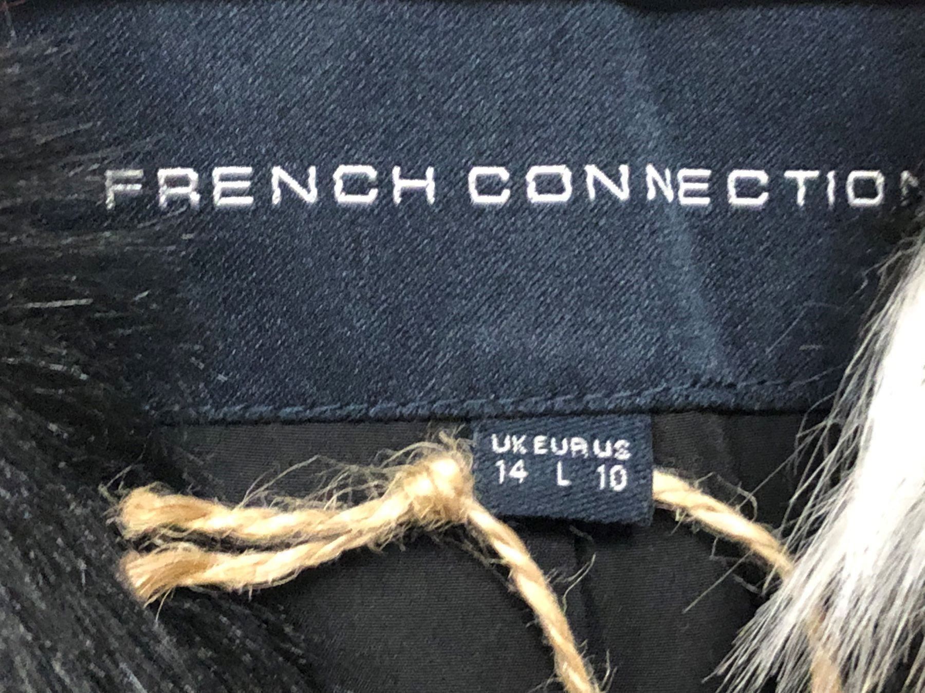 French Connection Giacche: French Connection – Nuovo (secondo la descrizione) da Dotzigen venduto da SecondHandGems 2