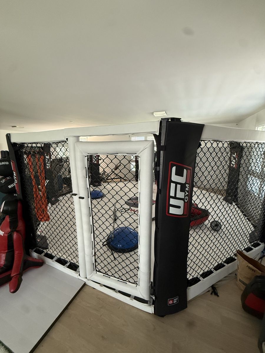 Gabbie, trasporto & Sicurezza: Kampfsport MMA Cage 5m – Usato da Schlieren venduto da Fedor01 2