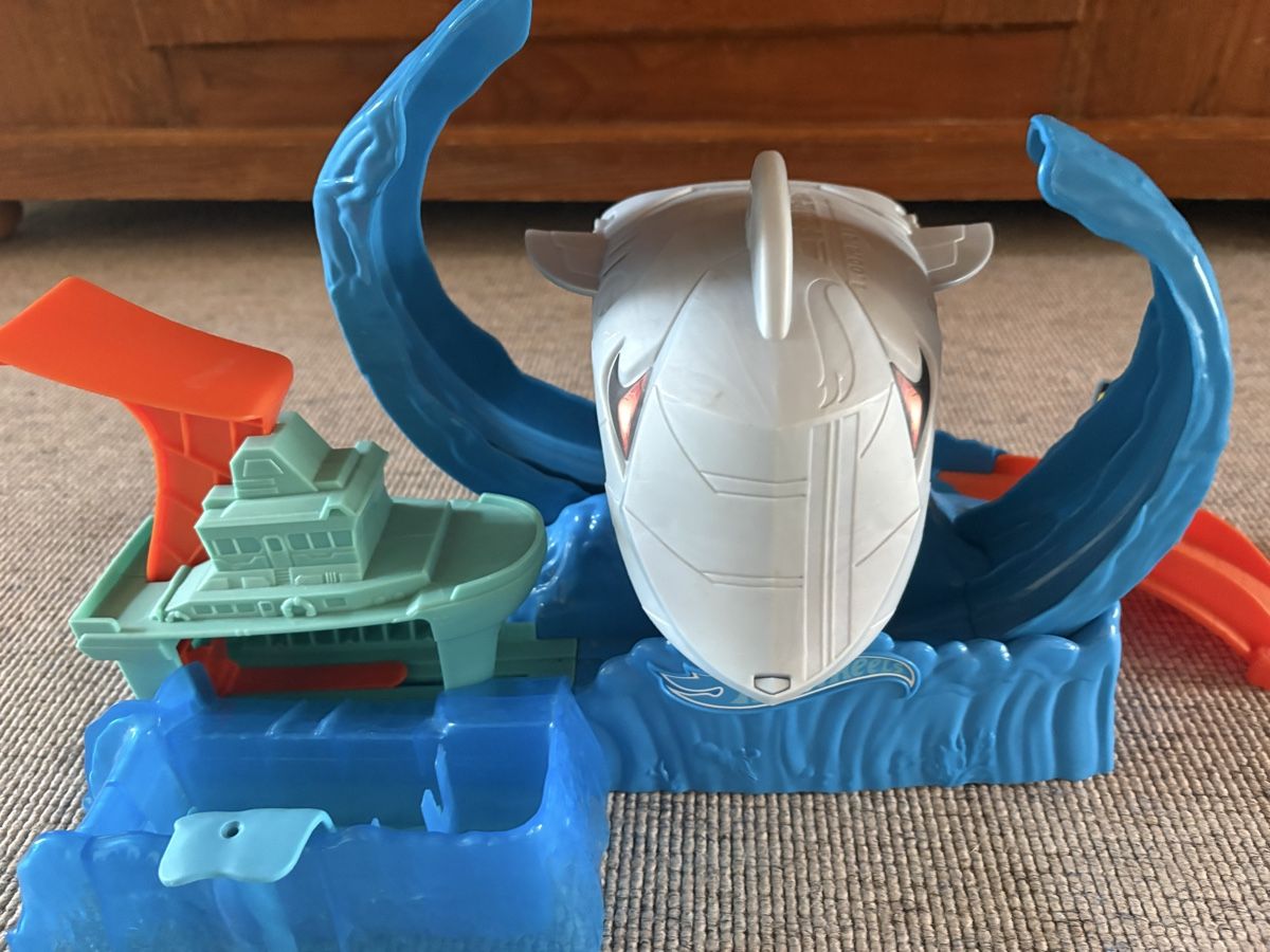Hot Wheels Piste: HOT WHEELS robo hai angriff – Nuovo (secondo la descrizione) da Herzogenbuchsee venduto da warrior77 2