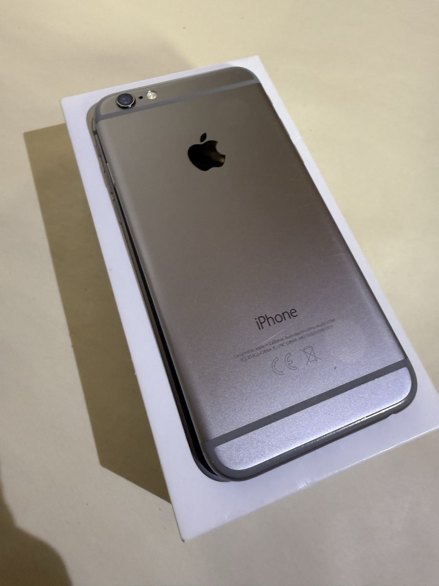 Apple Handys / Smartphones: iPhone 6, 32 GB, Space Grau – Gebraucht aus Winterthur von lea_wml8