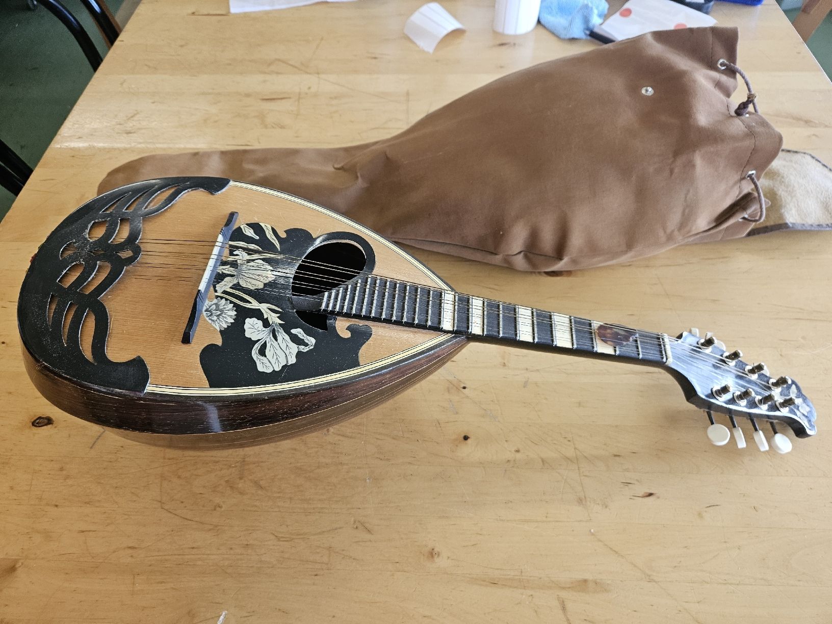 Musikinstrumente: Mandoline aus Sicilien  – Gebraucht aus Pratteln von Cartonsducoeur_bl