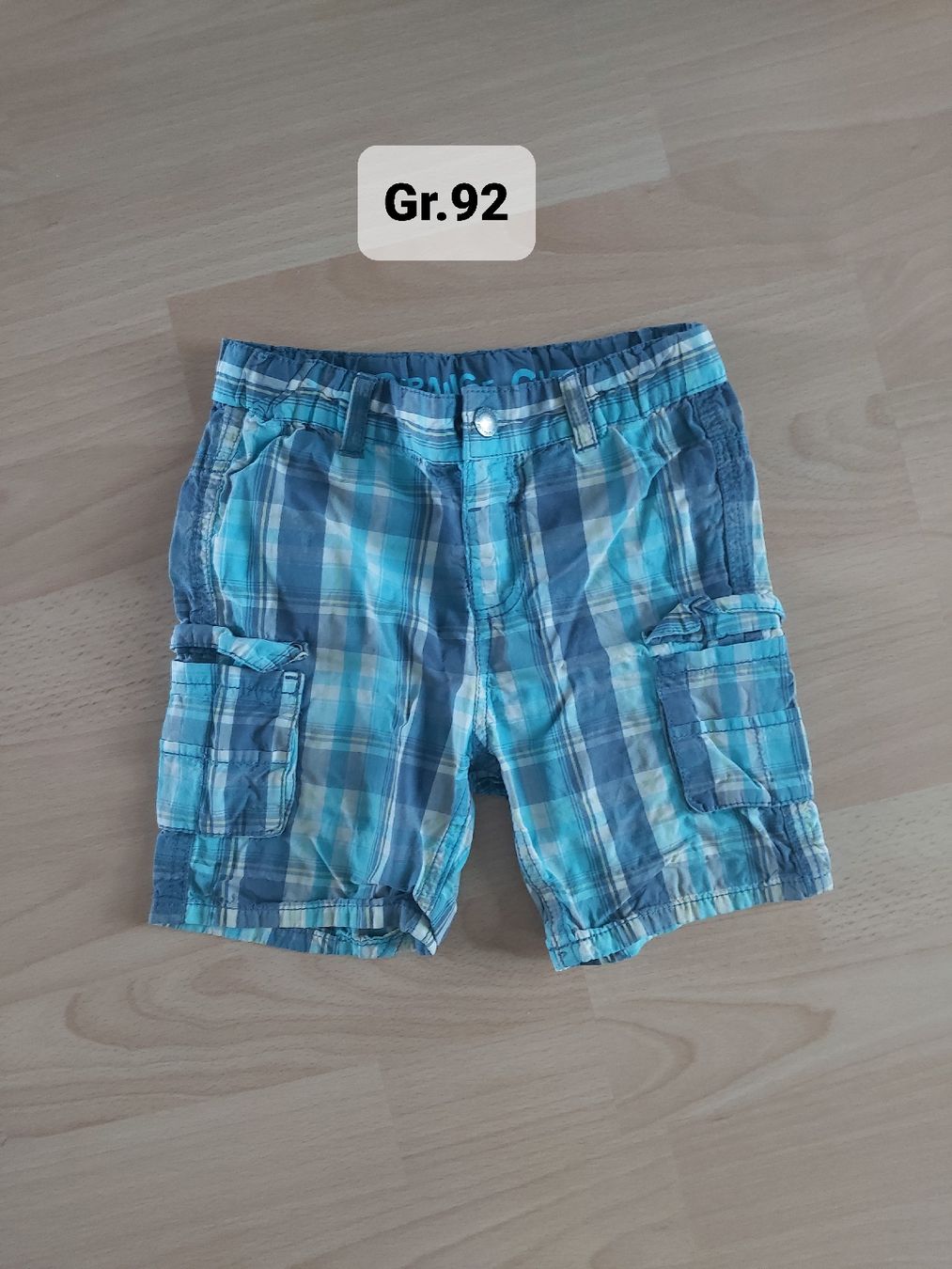 Pantalons: Kurze Hose – D'occasion à Frenkendorf par Eona87