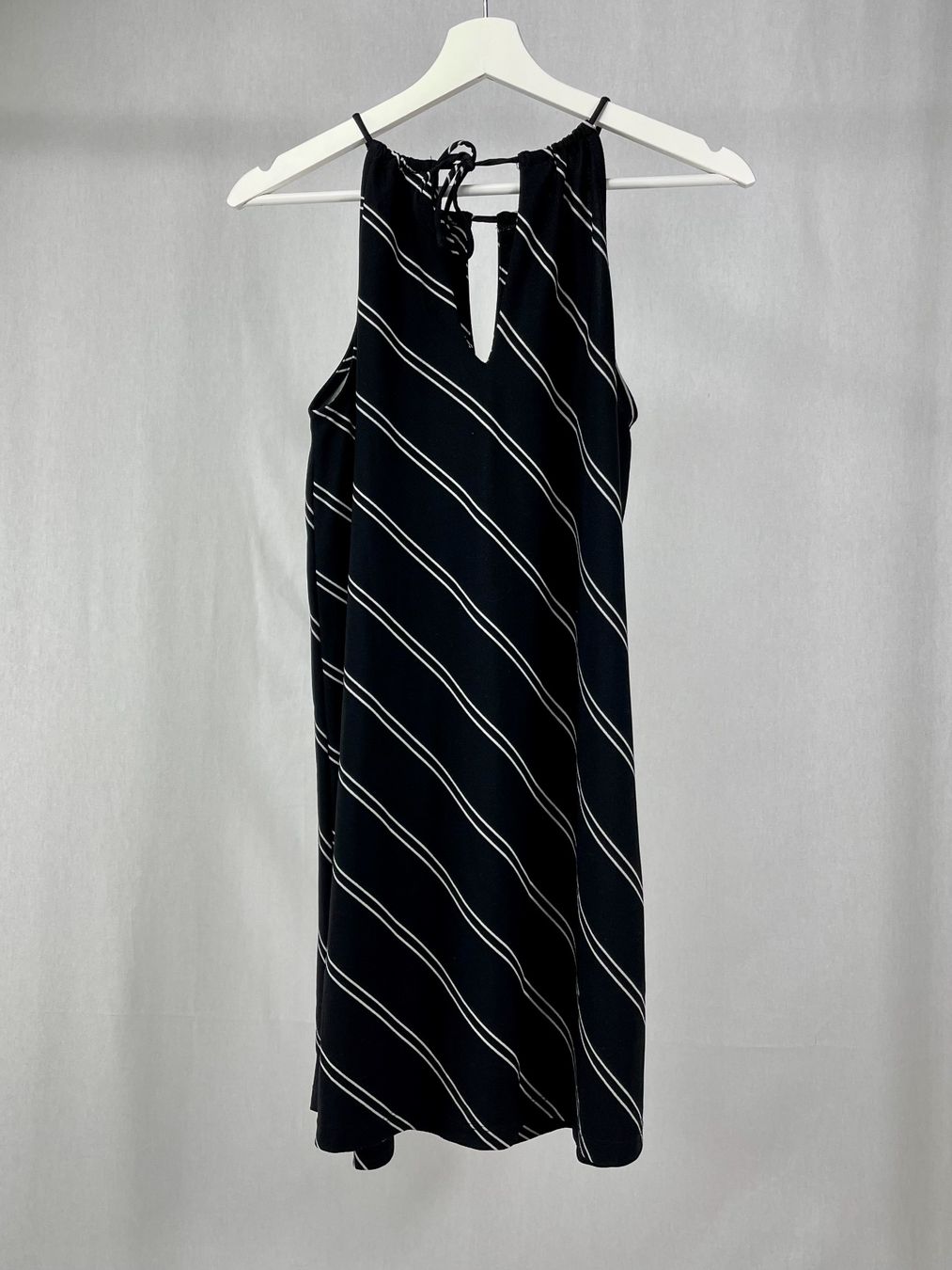 Mango Vestiti: Kleid - Freizeitkleid - Sommerkleid - MANGO – Nuovo (secondo la descrizione) da Romanshorn venduto da MAFLOMAS 1