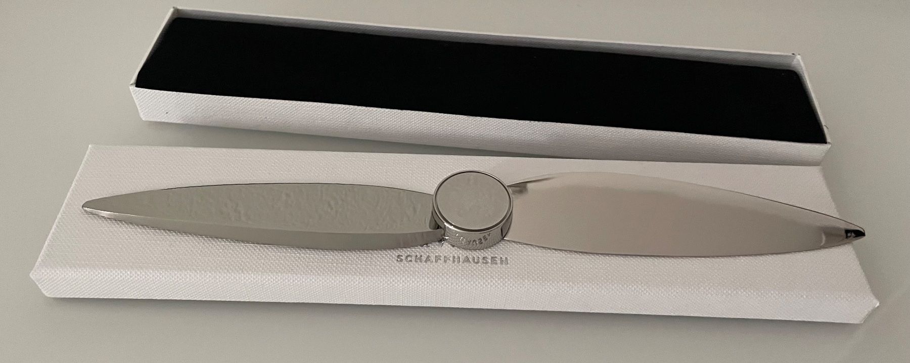 Altro materiale per ufficio: IWC Brieföffner – Nuovo e nell'imballaggio originale da Benken ZH venduto da Teessino 1