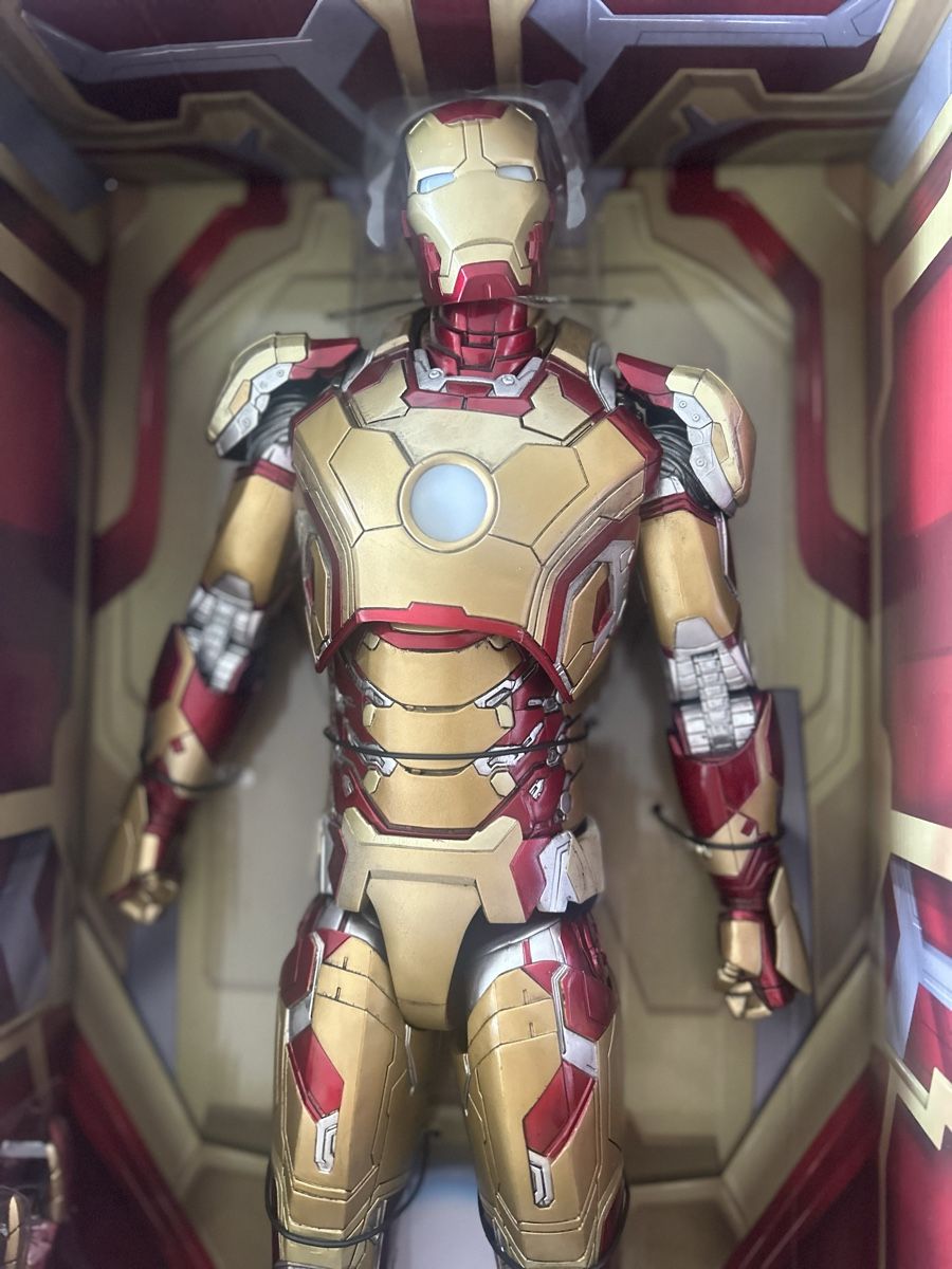 Neca Figuren: NECA Iron Man 3 – Neu und originalverpackt aus Nürensdorf von Markallen 4
