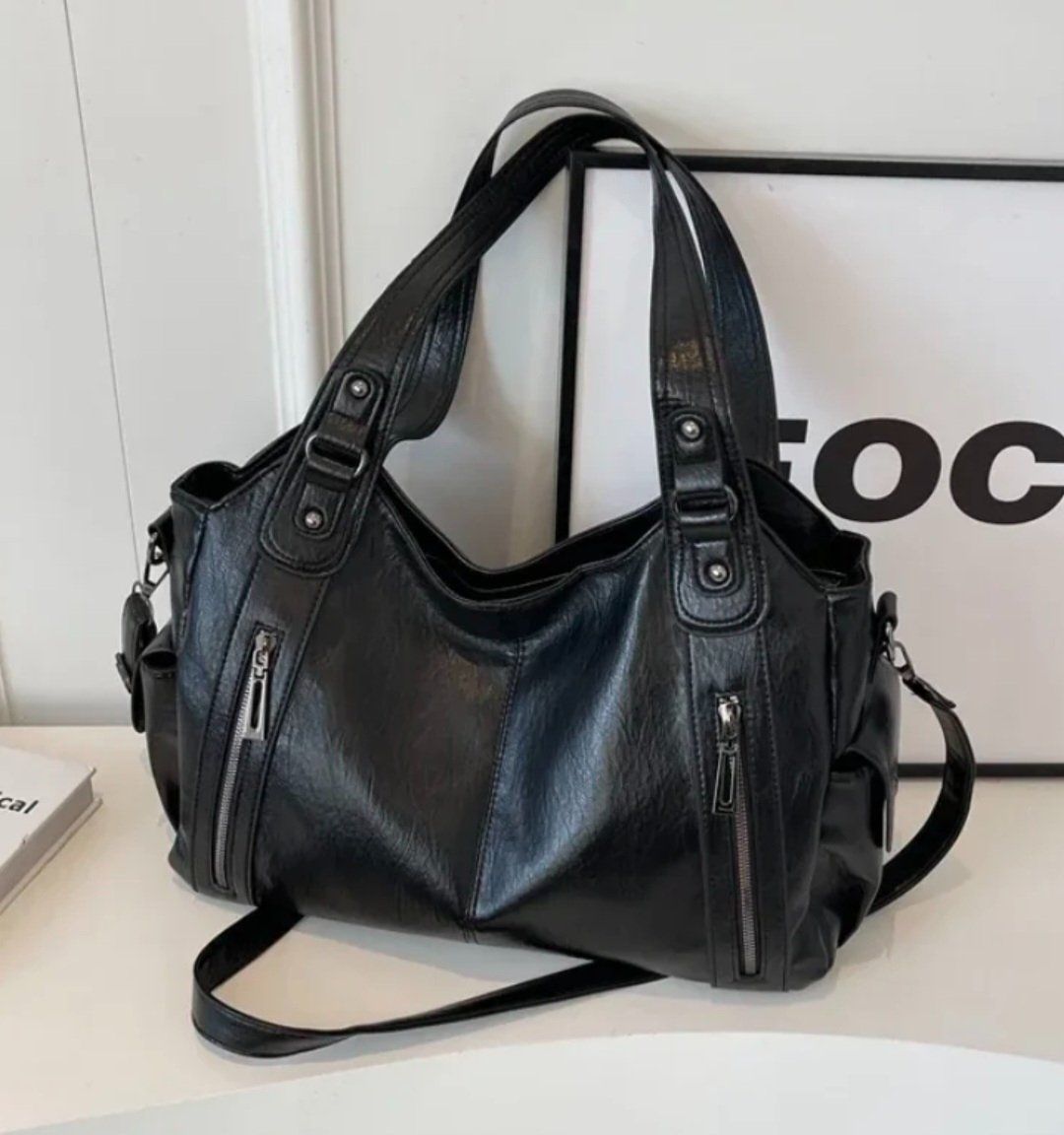Borse da donna: Neue ungebrauchte schwarze Lederhandtasche – Nuovo e nell'imballaggio originale da Tafers venduto da ivoraemy