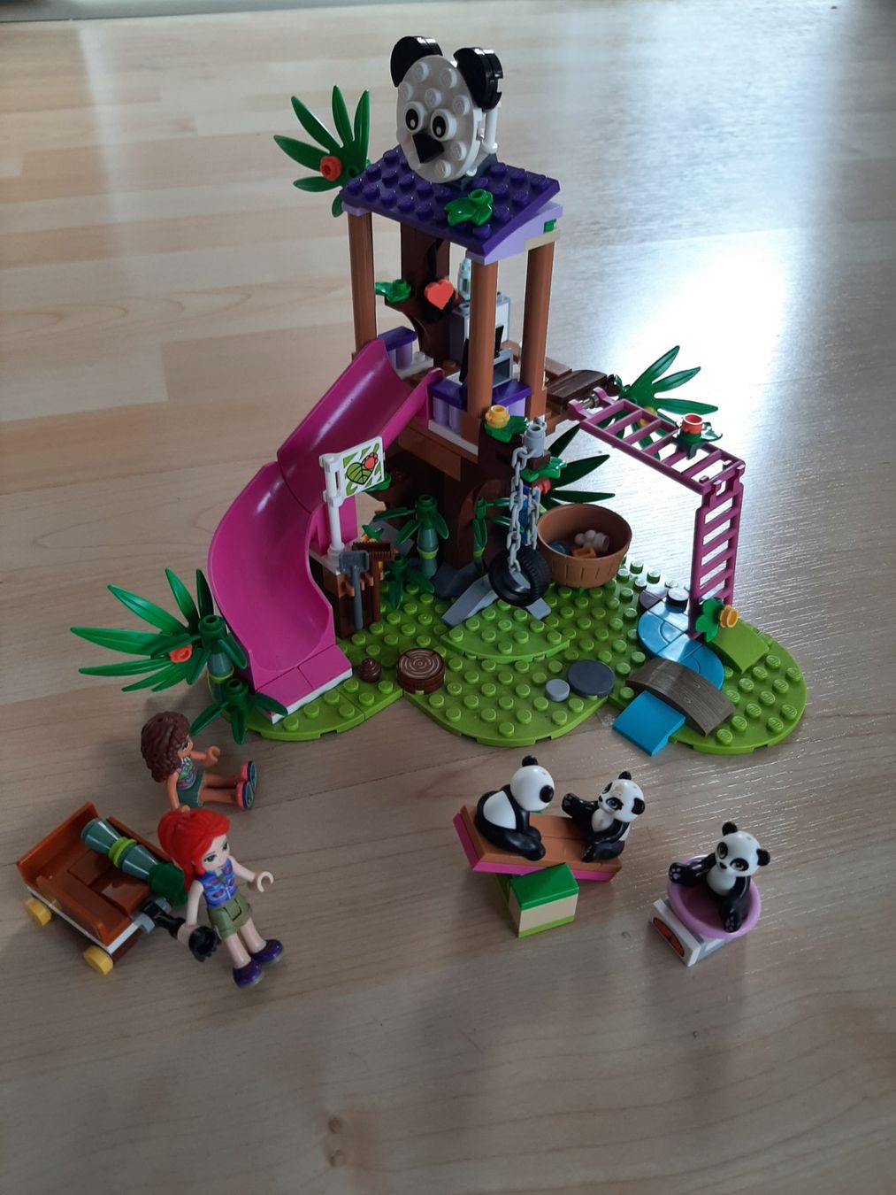 Lego Giocattoli: Lego Friends Pandastation – Usato da Flüelen venduto da ANZAFL