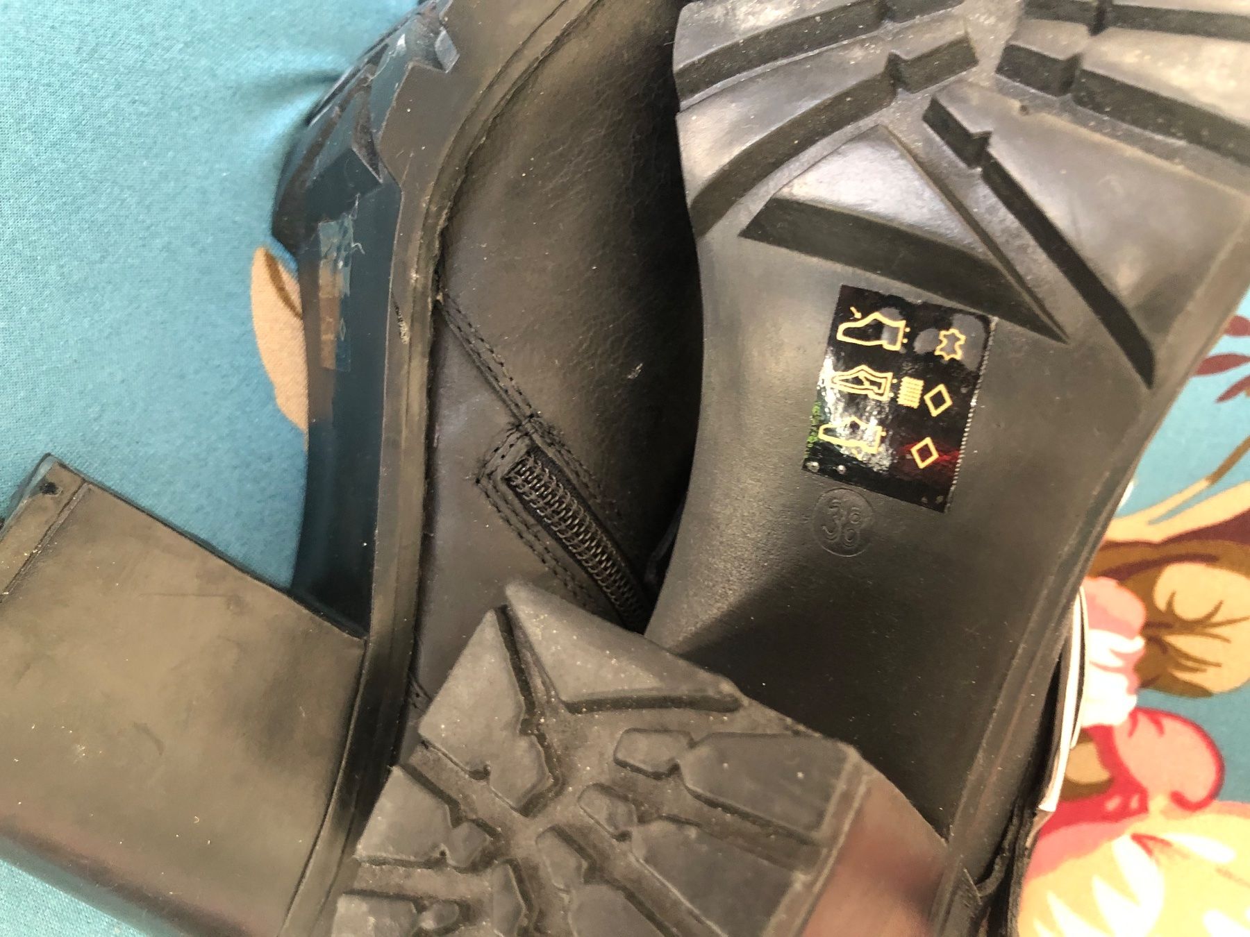 Scarpe da donna: STIEFELETTEN SPM BOOTS – Nuovo (secondo la descrizione) da Niederhasli venduto da bluedog21 1