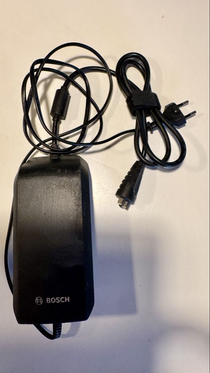 Bosch Akkus: Bosch eBike Batterie Powerpack 500, mit Original Ladegerät. – Gebraucht aus Maienfeld von notilor 1