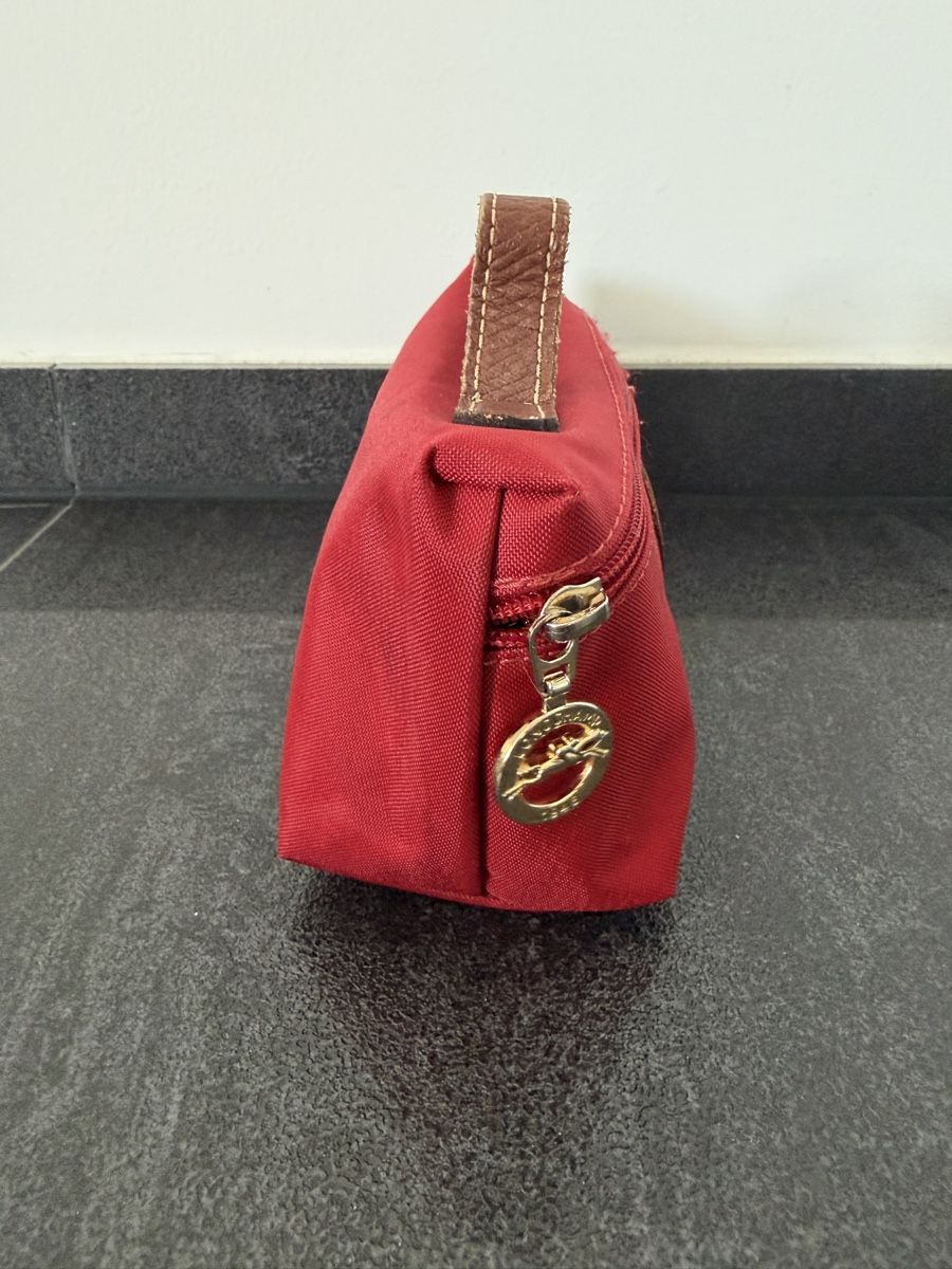 Longchamp Kosmetikkoffer: Longchamp Le Pliage Etui/Necessaire in rot – Gebraucht aus Grenchen von servet.t 1