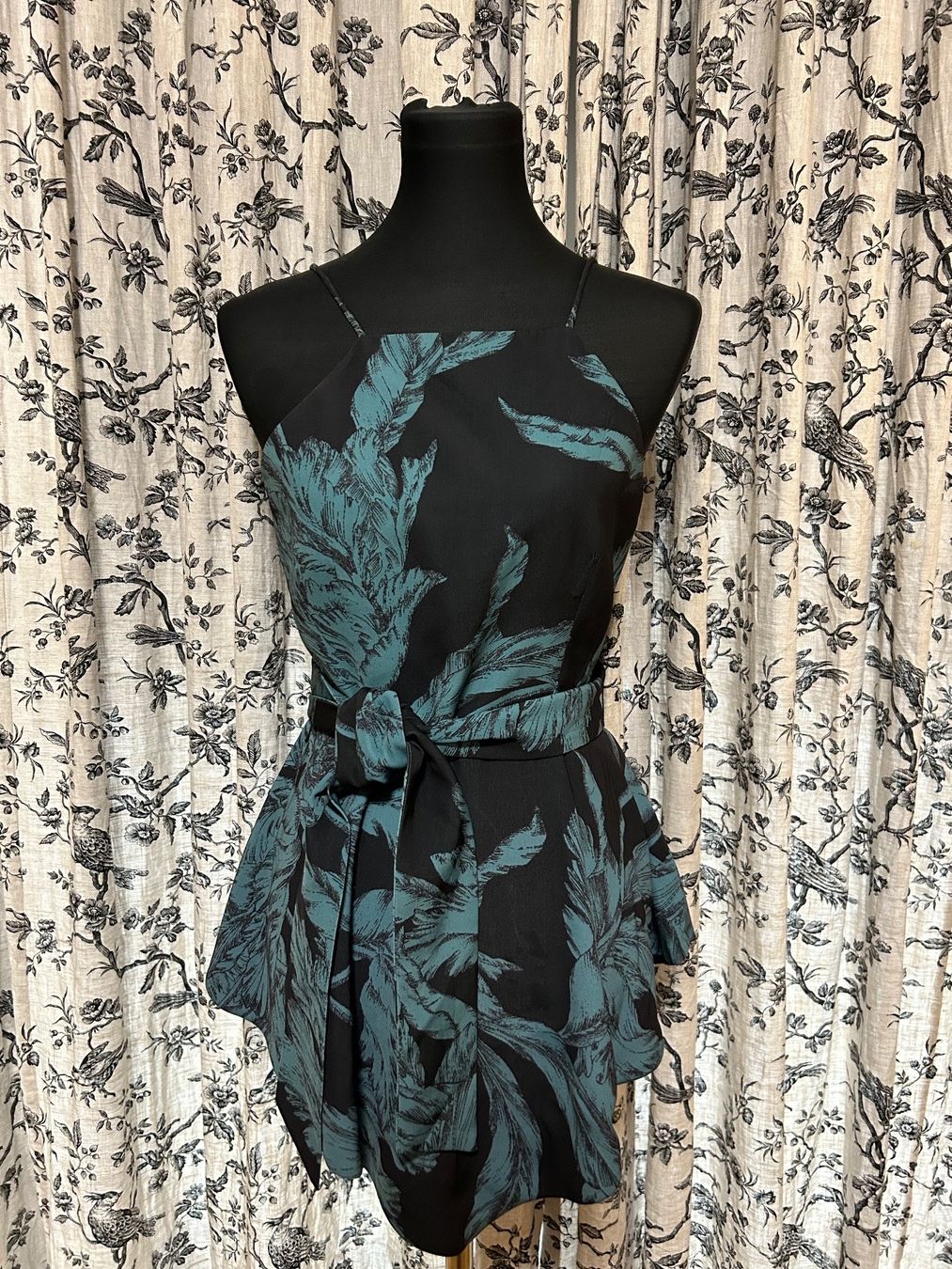 Camicette: TOP/BLUSE/KLEID AUS BOUTIQUE – Usato da Luzern venduto da Suneha