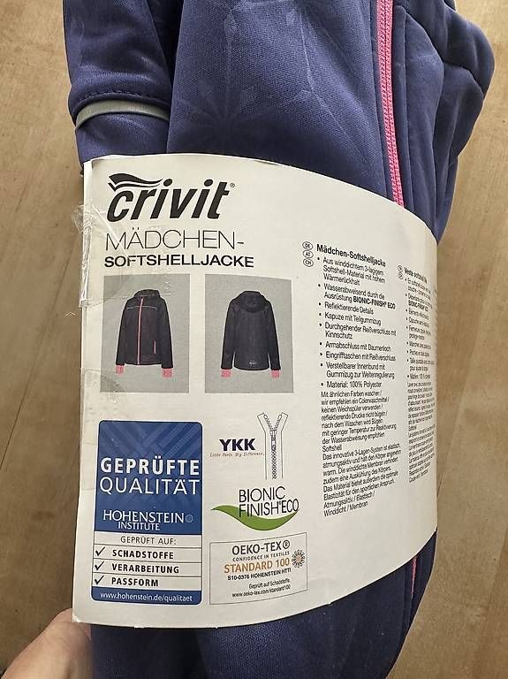 Jacken & Mäntel: Mädchen Softshelljacke mit Kapuze Grösse 158 / 164 – Neu und originalverpackt aus Häggenschwil von lae_zd25 3