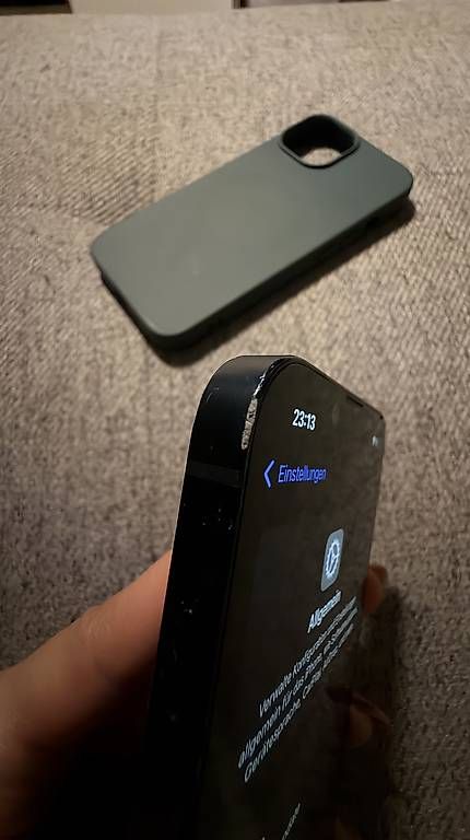 Telefoni cellulari / Smartphones: iPhone 14 128GB  Midnight – Usato da Dübendorf venduto da glori_b 4