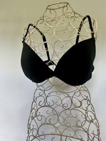 Heidi Klum Swim BH schwarz Grösse 80 D guter Zustand
