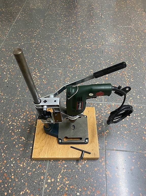 Metabo Trapani: Metabo Bohrmaschine mit Ständer – Usato da Muttenz venduto da Bica3