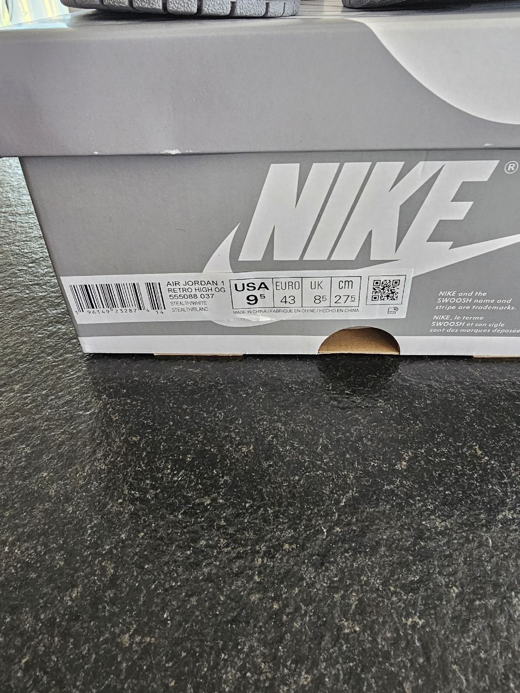 Jordan Herrenschuhe: Nike Jordan 1 Retro High OG Stealth – Gebraucht aus Assens von greg1285 4