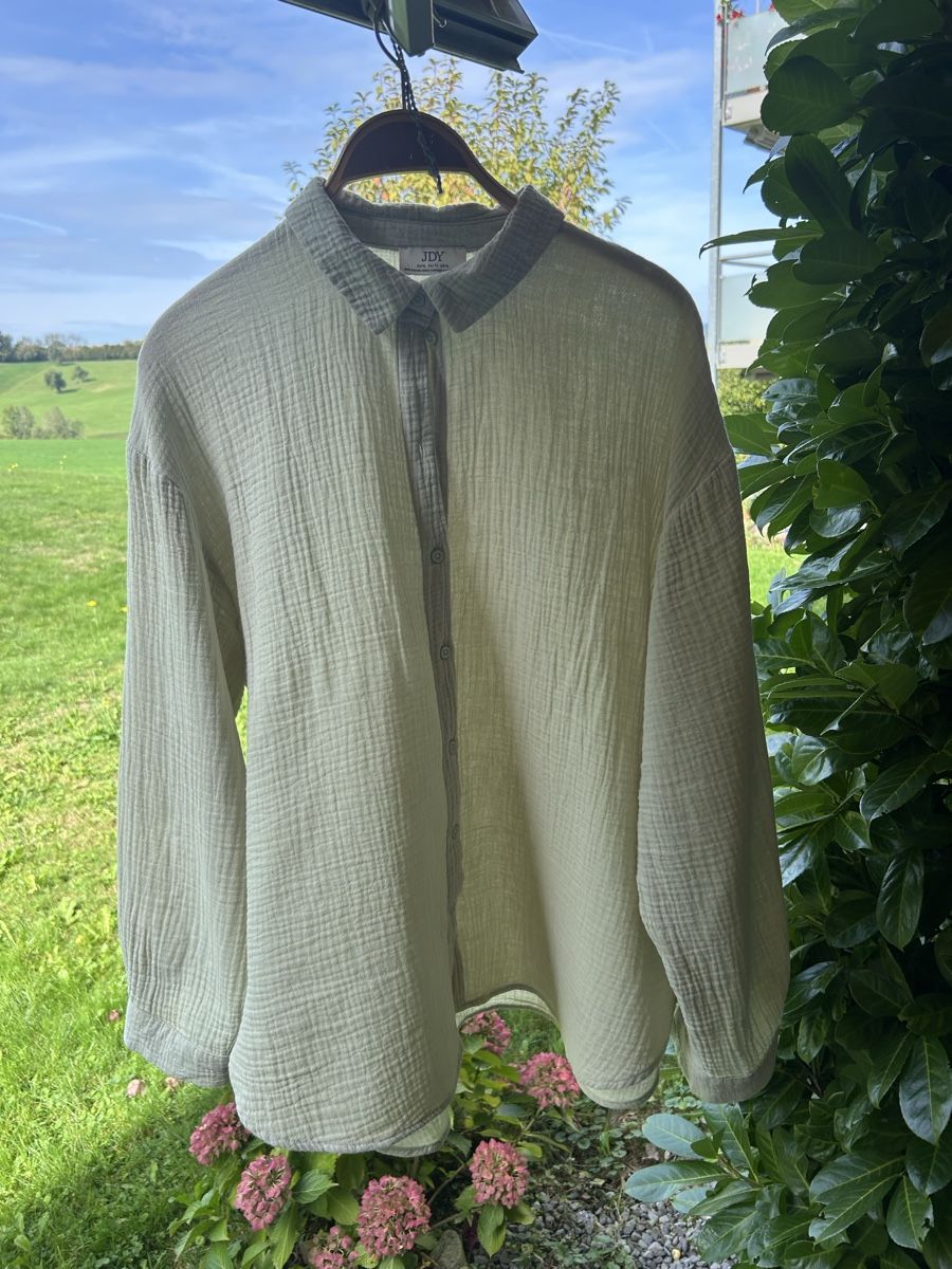 Blusen: Bluse – Gebraucht aus Richterswil von solisoli5