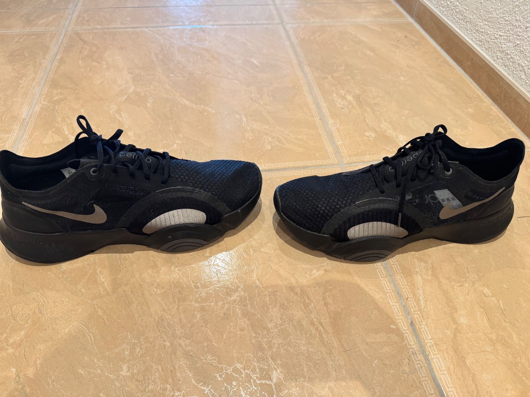 Nike Scarpe da uomo: Nike neue Superrep Trainingsschuhe, 47 – Nuovo (secondo la descrizione) da Klingnau venduto da Markus14