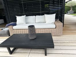 Gartentisch schwarz Metall mit Gebrauchsspuren