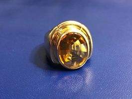 Damenring mit Citrin aus 18 Karat Gelbgold Au 750