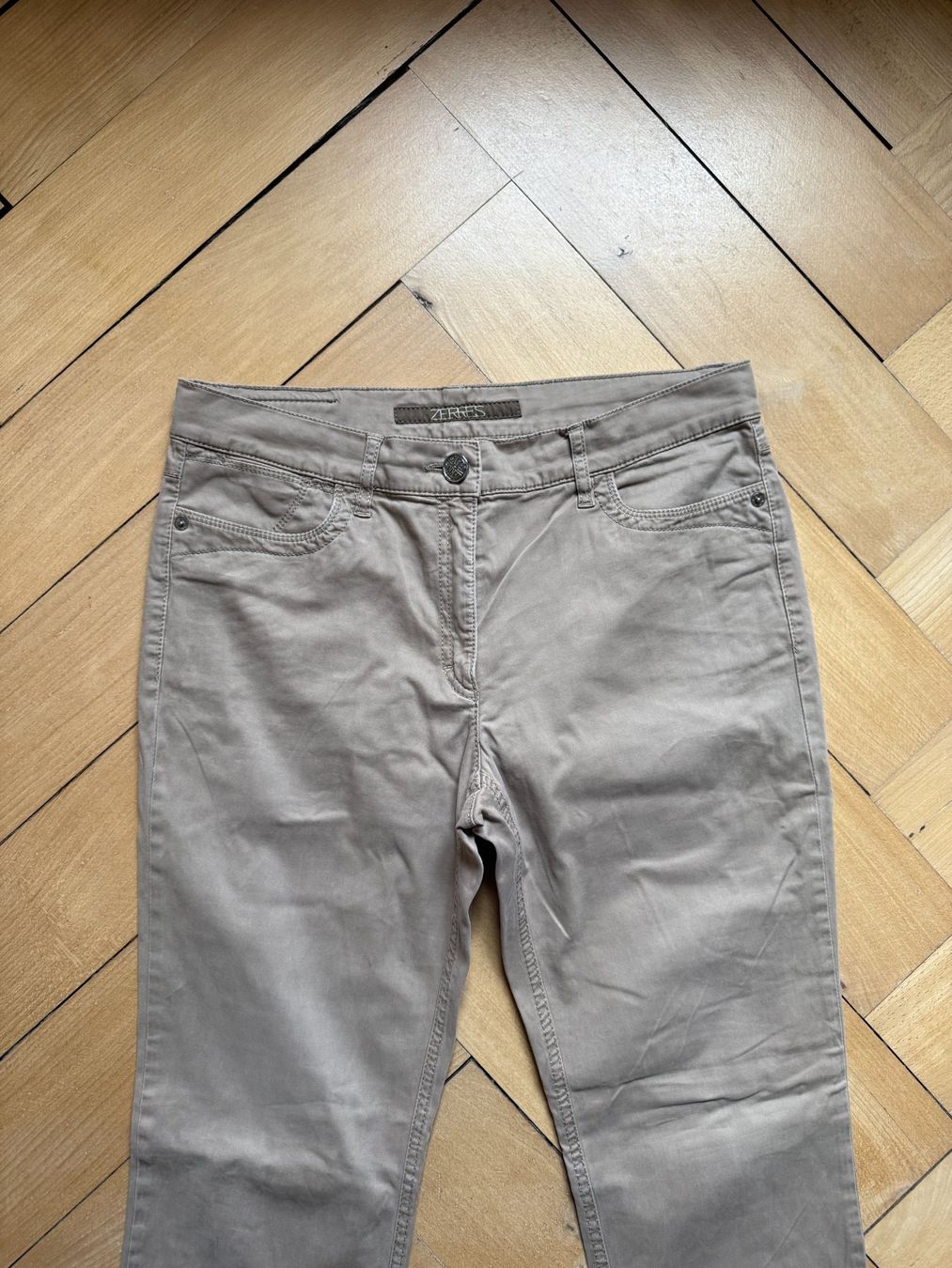 Hosen: ZERRES - Chino Hose hellbraun 40 – Gebraucht aus Zürich von Diazaio 1