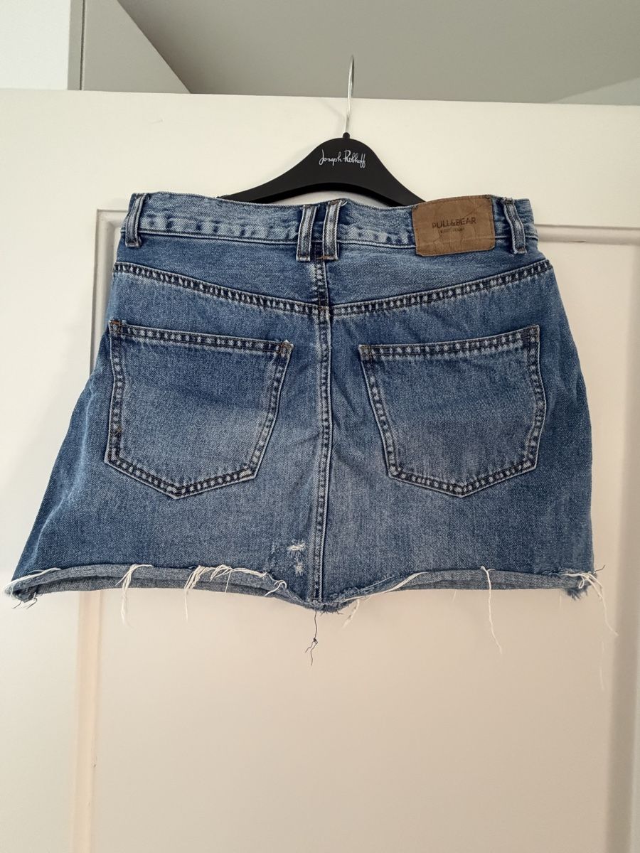 Pull&Bear Gonne: Jeansrock Pull&Bear blau Grösse M gebrauchter Zustand – Usato da Luzern venduto da jil_5tdb 1
