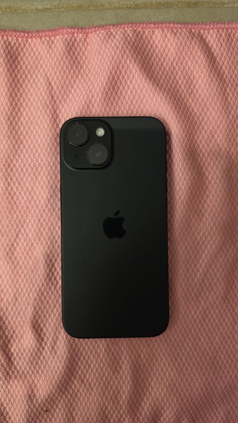 Apple Handys / Smartphones: iPhone 15 OK - 128Go – Gebraucht aus Genève von Rogue-Naboo-21 3