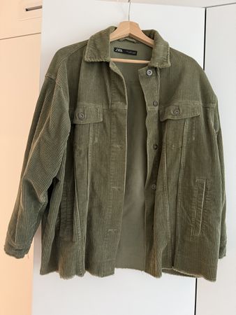 ZARA Cordjacke / Overshirt in Olivgrün, Grösse S