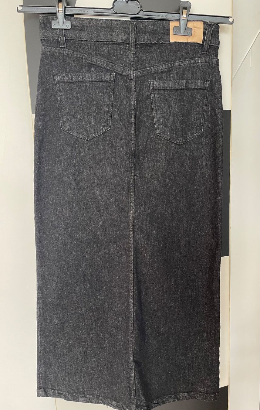 Gonne: Jeansrock von einer italienischen Marke – Usato da Zürich venduto da zki_yzj7 1