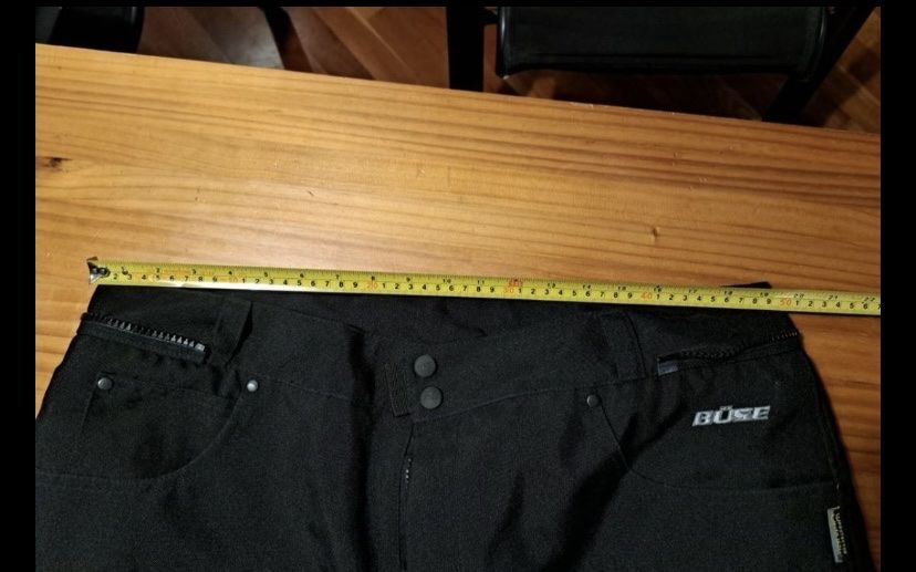 Pantaloni: Motorradhose Büse Damen oder Herren Grösse 29 – Usato da Dietlikon venduto da nelden 5