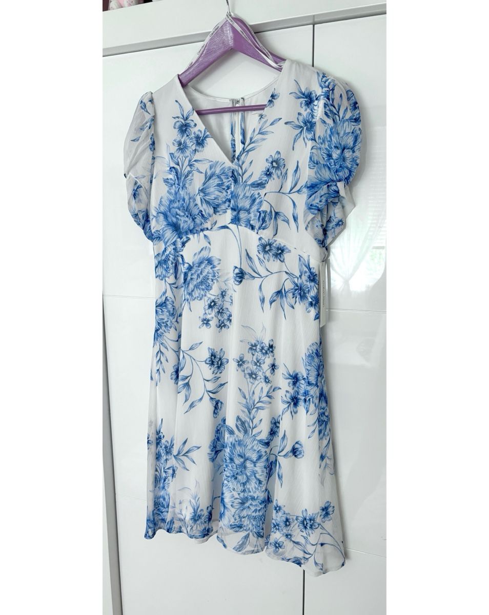 Calvin Klein Vestiti: Calvin Klein - White and blue dress – Nuovo e nell'imballaggio originale da Tagelswangen venduto da fireiceprincess 1