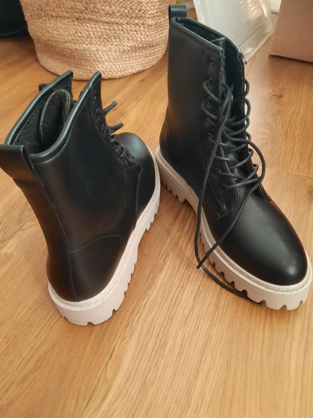Damenschuhe: Damen Winterschuhe/Boots, Even & Odd, Grösse 41, neu – Neu (gemäss Beschreibung) aus Silvaplana von Suomi3101 1