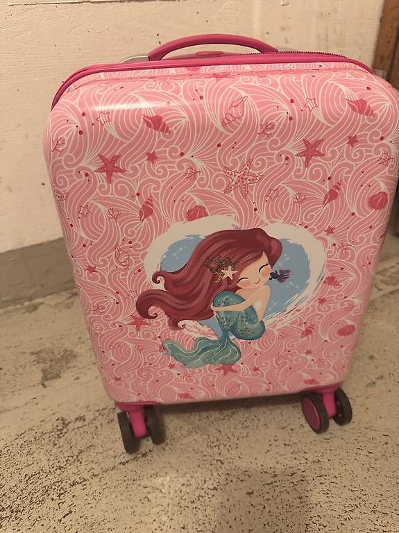 Reisekoffer: Kinderkoffer mit 4 Räder – Gebraucht aus Bern von cpiller01