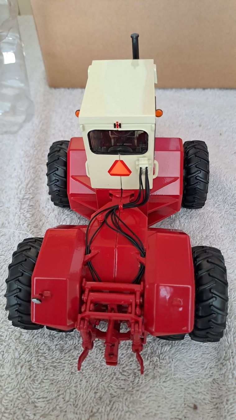 Modellbausätze & Standmodelle: International Harvester 4366 Toy Farmer Traktor – Gebraucht aus Winterthur von Riebeli333 3