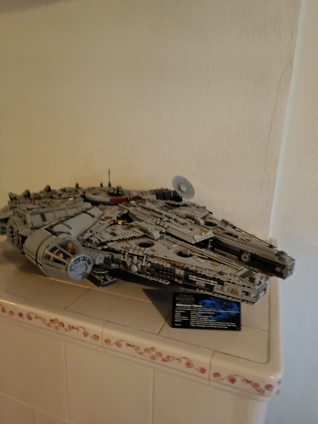 Lego Giocattoli: Star Wars Millenium Falke - Modell 75192 – Usato da Meltingen venduto da Shorthouse 2