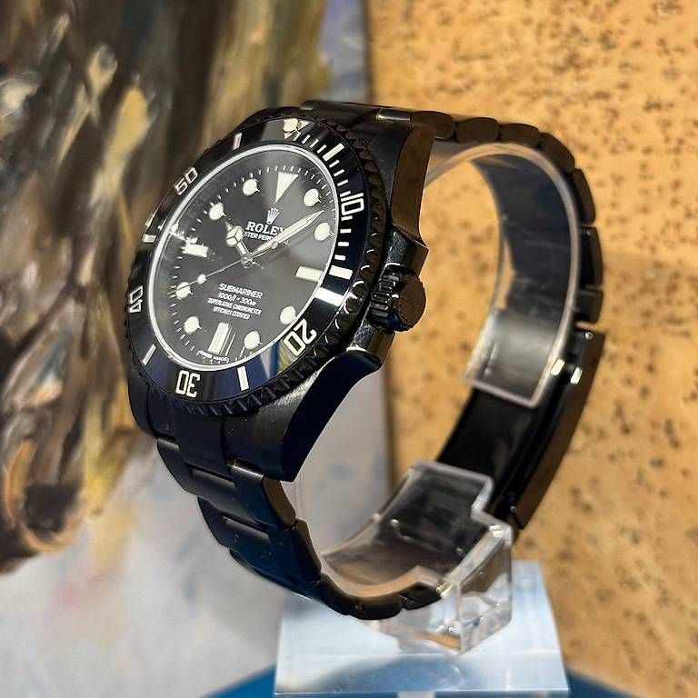 Uhren: Rolex Submariner "No-Date" Black-Out 114060 – Gebraucht aus Genève von minty.watches 1