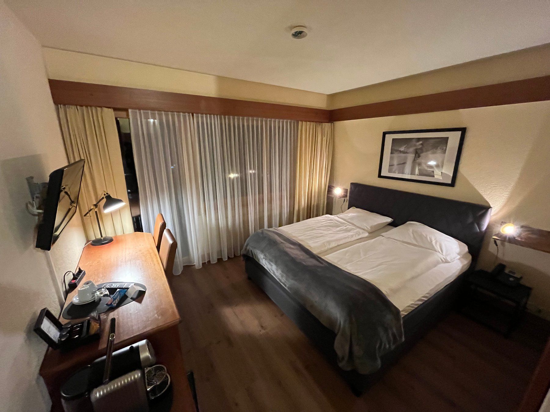 TOTAL-LIQUIDATION LIQUIDATION Hotel Restaurant Bar Disco (Gebraucht) in  Rapperswil SG für CHF 950000 – nur Abholung auf Ricardo kaufen