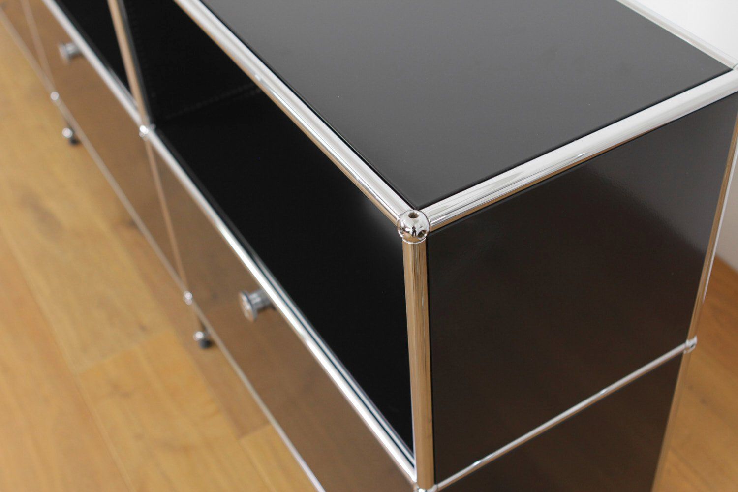 USM Cassettiere: USM Haller Sideboard Graphitschwarz – Nuovo (secondo la descrizione) da Affoltern am Albis venduto da StudioStandard 4