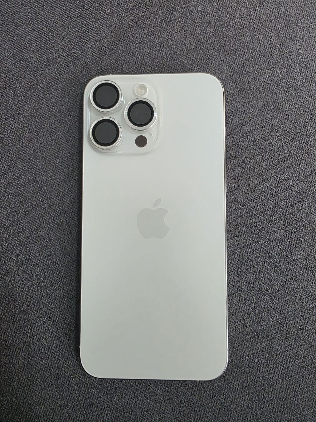 Apple Telefoni cellulari / Smartphones: Iphone 15 pro max  – Usato da Glis venduto da jan_5gbp 2