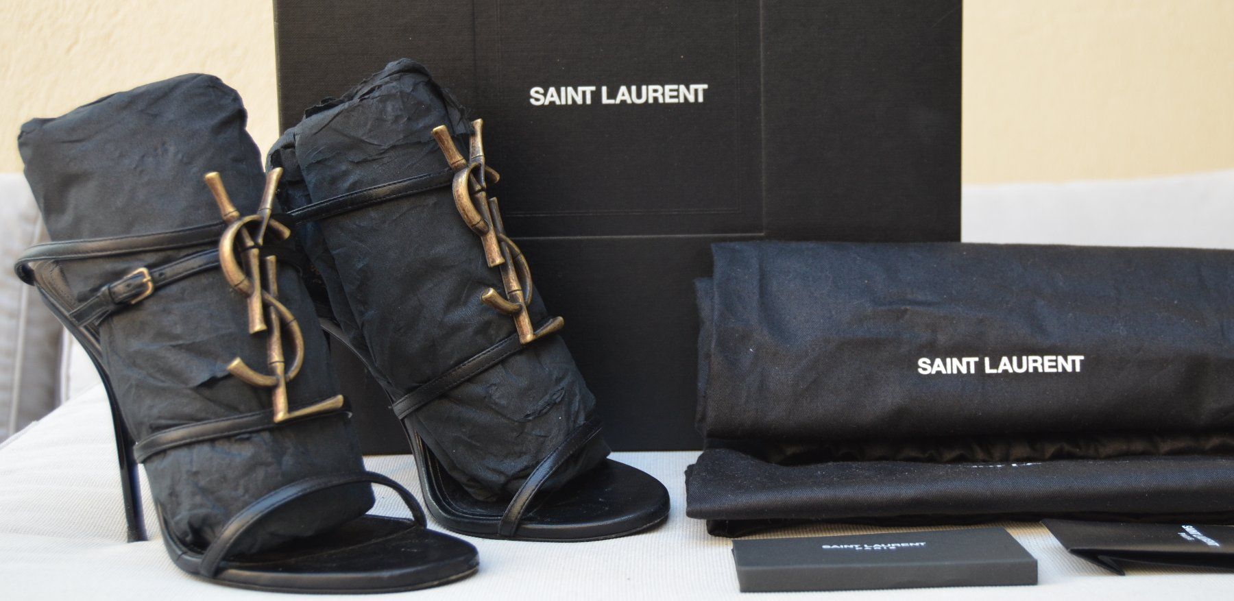 Saint Laurent Scarpe da donna: Yves Saint Laurent Pups .36 – Usato da Collonges venduto da Allegree