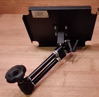 Gelenkarm Halterung mit Ablageplatte schwarz 