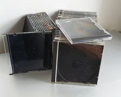40 pezzi custodie per CD/DVD
