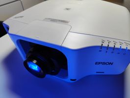 Epson EB-G7900U Projektor 7000 Lumen NP Fr. 5300.-  4K  - E.